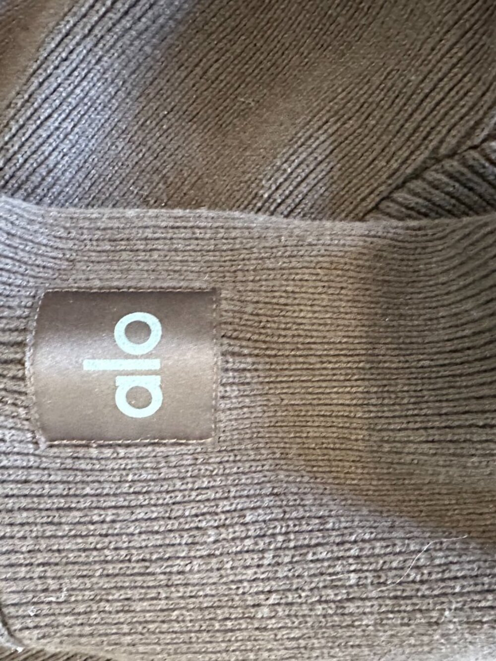 ALO Scholar Hooded Sweater, Espresso, size M - Picture 8 of 9